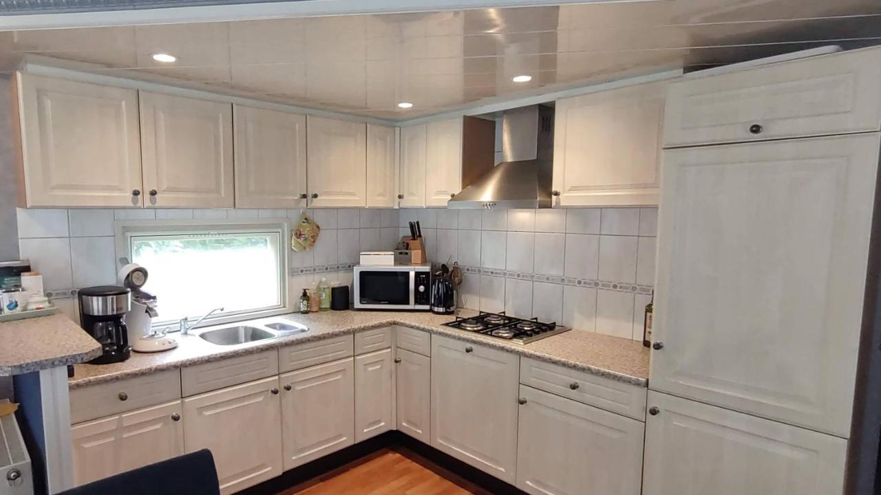 Chalet 42 'Vuursteenberg' Bospark Ijsselheide Zwolle Hattemerbroek Luaran gambar