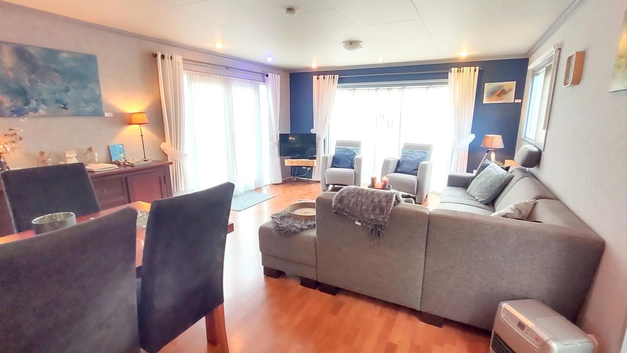 Chalet 42 'Vuursteenberg' Bospark Ijsselheide Zwolle Hattemerbroek Luaran gambar