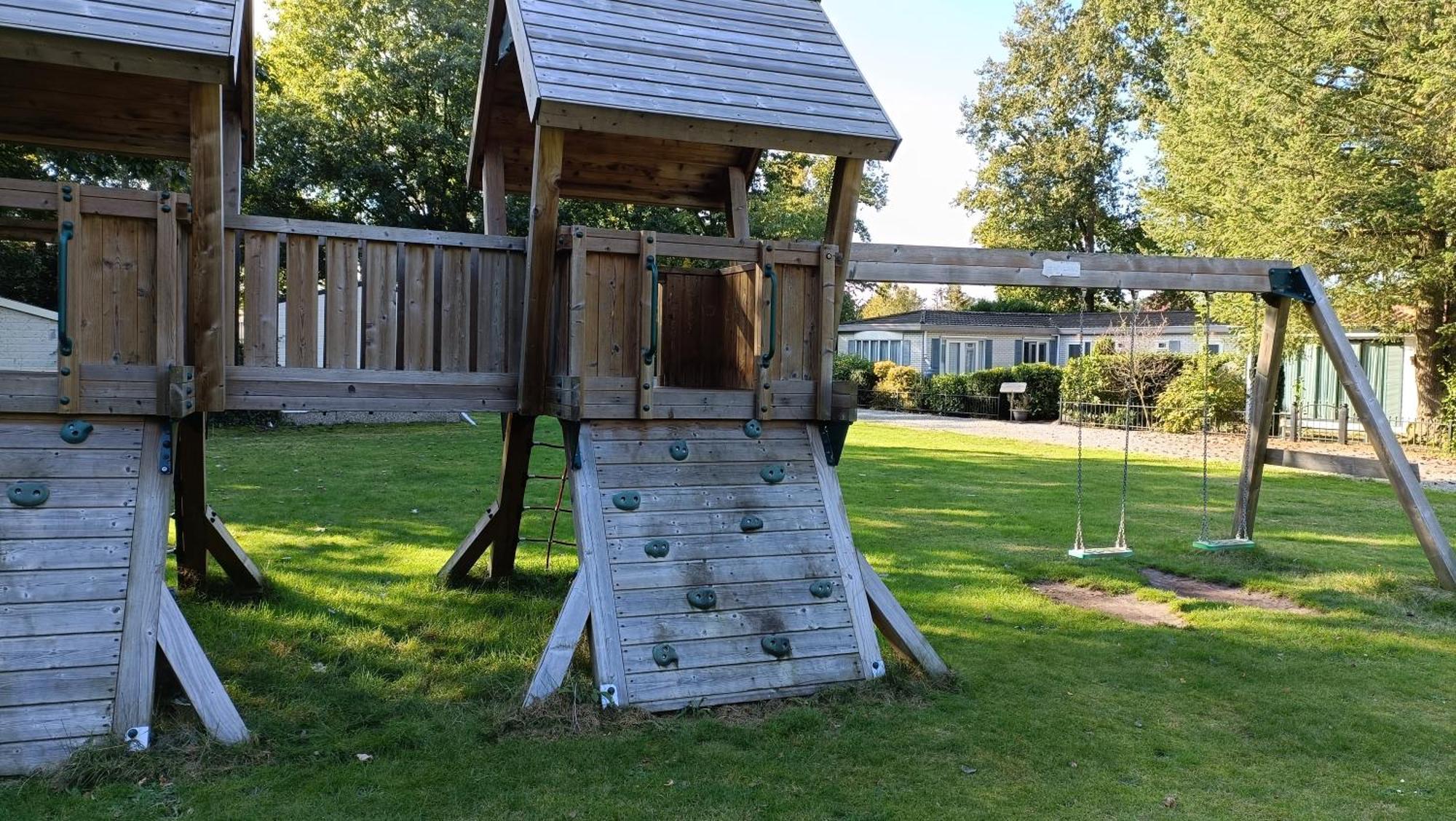 Chalet 42 'Vuursteenberg' Bospark Ijsselheide Zwolle Hattemerbroek Luaran gambar